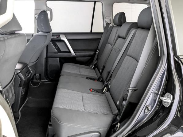Toyota Land Cruiser Prado 150 Series Рестайлинг 2 с пробегом 2019 года, цена 4 650 000 рублей, 153000 км, внедорожник, Автокод Объявления