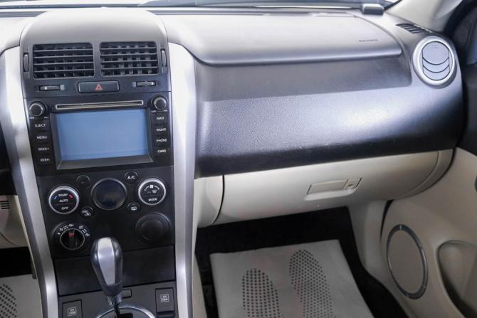 Suzuki Grand Vitara II Рестайлинг 2 с пробегом 2012 года, цена 1 299 000 рублей, 261500 км, внедорожник, Автокод Объявления