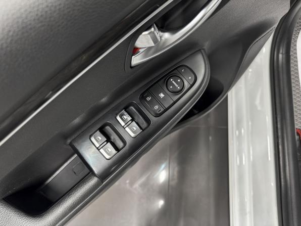 Kia Rio IV с пробегом 2017 года, цена 1 295 000 рублей, 124134 км, седан, Автокод Объявления