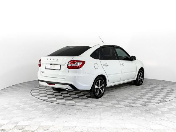 Lada (ВАЗ) Granta I Рестайлинг с пробегом 2022 года, цена 731 000 рублей, 61230 км, седан, Автокод Объявления