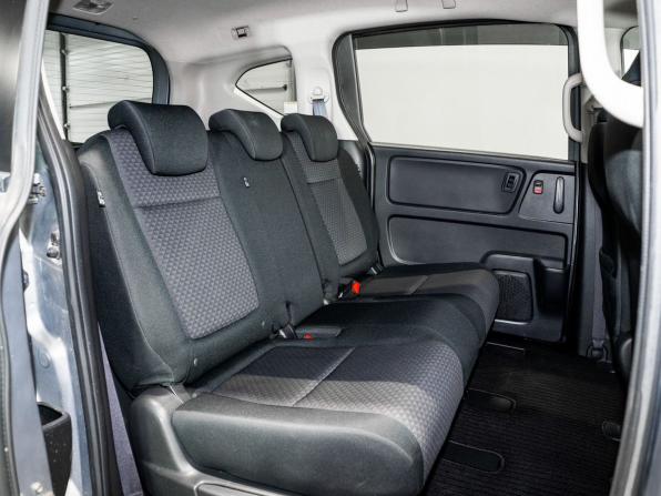 Honda Freed II с пробегом 2017 года, цена 1 465 000 рублей, 88500 км, компактвэн, Автокод Объявления