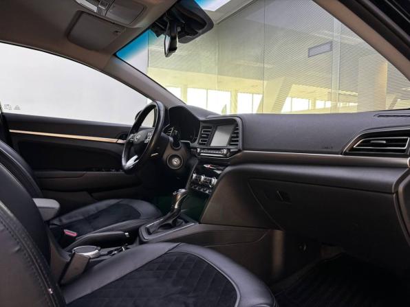 Hyundai Elantra VI (AD) Рестайлинг с пробегом 2020 года, цена 1 735 000 рублей, 67000 км, седан, Автокод Объявления