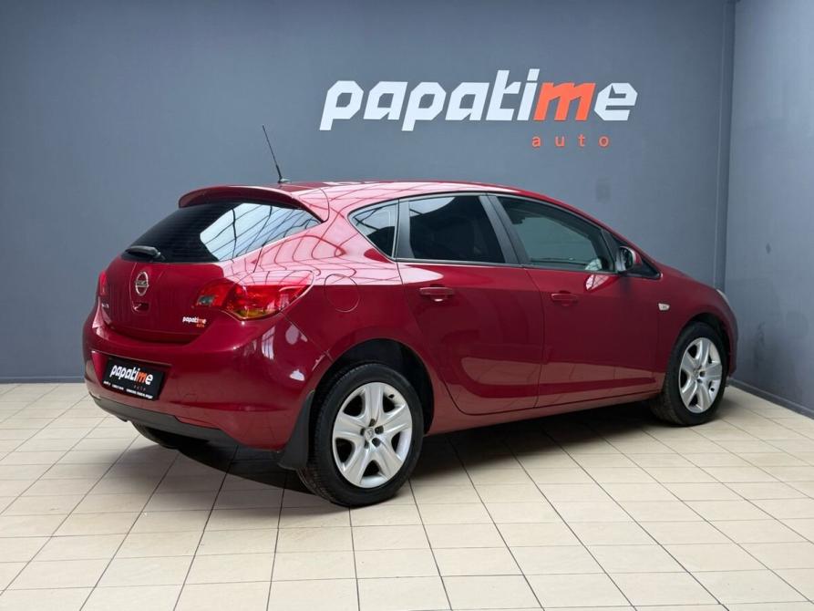 Opel Astra J Тверь  - изображение 3
