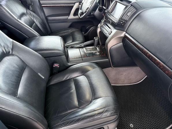 Toyota Land Cruiser 200 Series с пробегом 2011 года, цена 3 200 000 рублей, 226900 км, внедорожник, Автокод Объявления