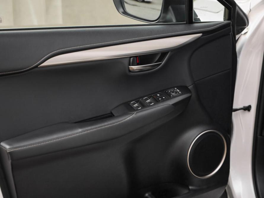 Lexus NX I Рестайлинг Санкт-Петербург  - изображение 26
