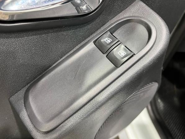 Renault Duster I Рестайлинг с пробегом 2016 года, цена 1 099 000 рублей, 109562 км, внедорожник, Автокод Объявления