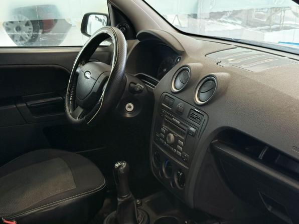 Ford Fusion I Рестайлинг с пробегом 2007 года, цена 367 000 рублей, 294214 км, хэтчбек, Автокод Объявления
