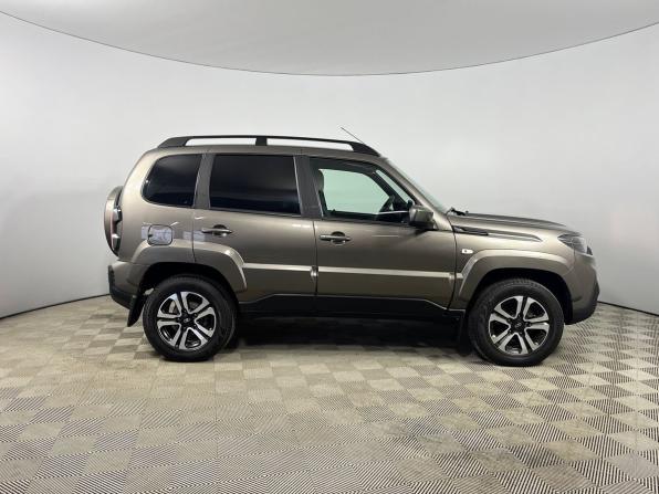 Lada (ВАЗ) Niva Travel I с пробегом 2025 года, цена 1 299 000 рублей, 21329 км, внедорожник, Автокод Объявления