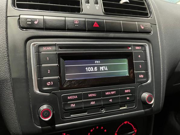 Volkswagen Polo V с пробегом 2013 года, цена 885 000 рублей, 107736 км, седан, Автокод Объявления