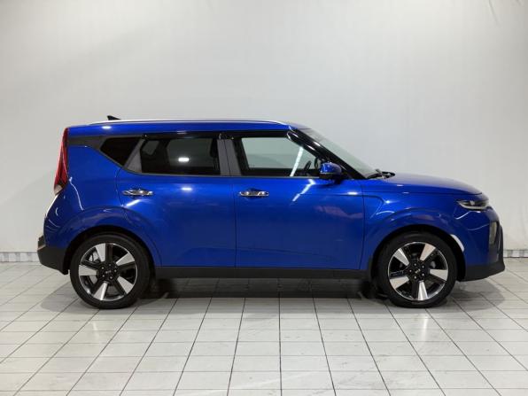 Kia Soul III с пробегом 2021 года, цена 1 817 000 рублей, 49869 км, хэтчбек, Автокод Объявления