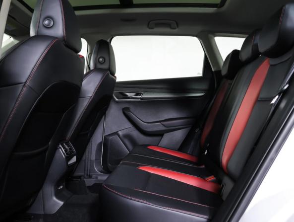 Skoda Karoq I с пробегом 2025 года, цена 2 990 000 рублей, 36314 км, внедорожник, Автокод Объявления