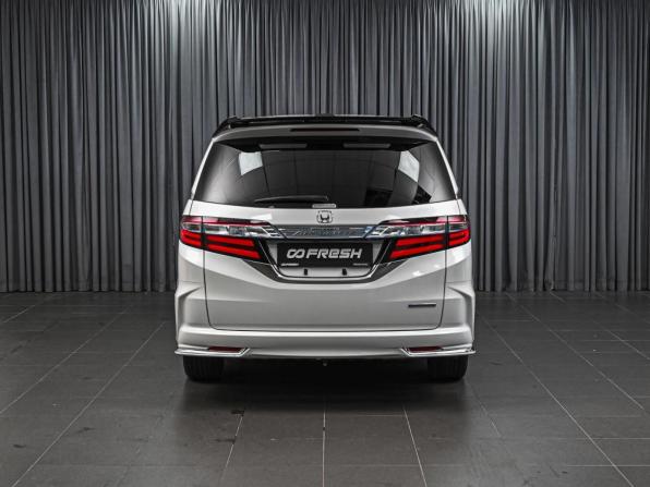 Honda Odyssey V с пробегом 2017 года, цена 2 782 111 рублей, 106874 км, минивэн, Автокод Объявления