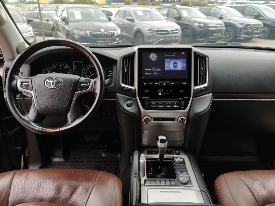 Toyota Land Cruiser 200 Series Рестайлинг 2 Екатеринбург  - изображение 26