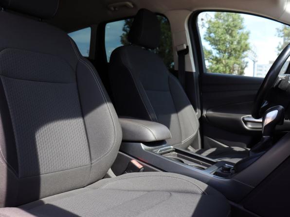 Ford Kuga II Рестайлинг с пробегом 2017 года, цена 1 430 000 рублей, 166370 км, внедорожник, Автокод Объявления
