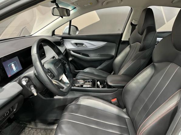 BAIC U5 Plus с пробегом 2023 года, цена 1 250 000 рублей, 40030 км, седан, Автокод Объявления