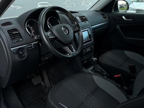 Skoda Yeti I Рестайлинг с пробегом 2017 года, цена 1 497 800 рублей, 113006 км, внедорожник, Автокод Объявления
