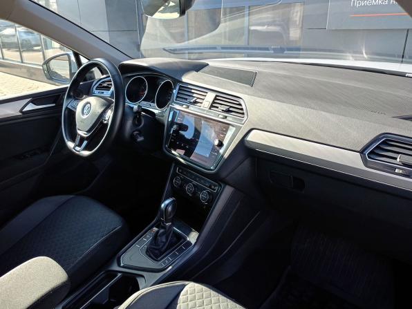 Volkswagen Tiguan II с пробегом 2019 года, цена 2 220 000 рублей, 98682 км, внедорожник, Автокод Объявления