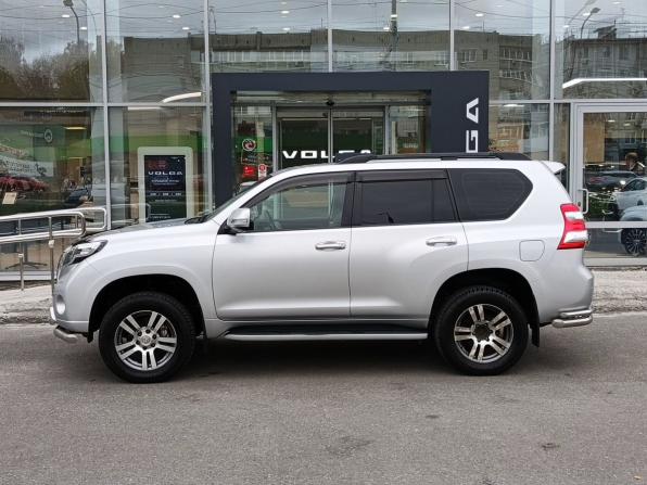 Toyota Land Cruiser Prado 150 Series Рестайлинг 1 с пробегом 2014 года, цена 3 055 000 рублей, 193000 км, внедорожник, Автокод Объявления