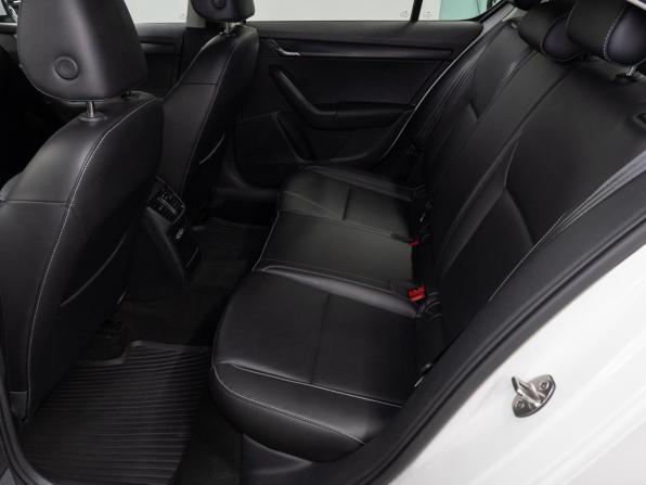 Skoda Octavia III (A7) Рестайлинг с пробегом 2022 года, цена 2 199 000 рублей, 69045 км, лифтбек, Автокод Объявления