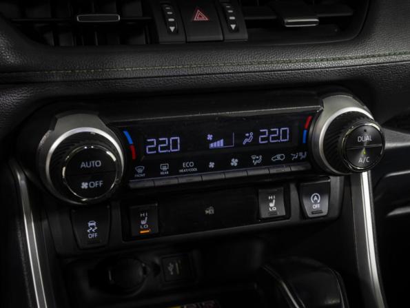 Toyota RAV4 V (XA50) с пробегом 2024 года, цена 3 698 000 рублей, 60000 км, внедорожник, Автокод Объявления