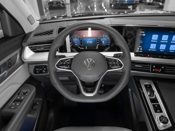 Volkswagen Tavendor I с пробегом 2026 года, цена 5 450 000 рублей, 13 км, внедорожник, Автокод Объявления