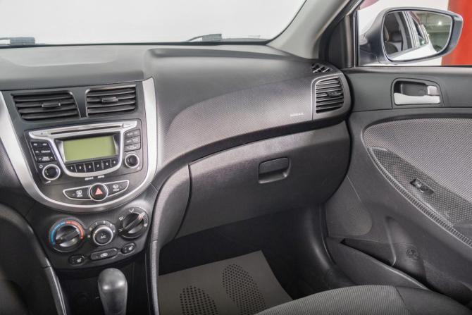 Hyundai Solaris I с пробегом 2011 года, цена 839 000 рублей, 112000 км, хэтчбек, Автокод Объявления