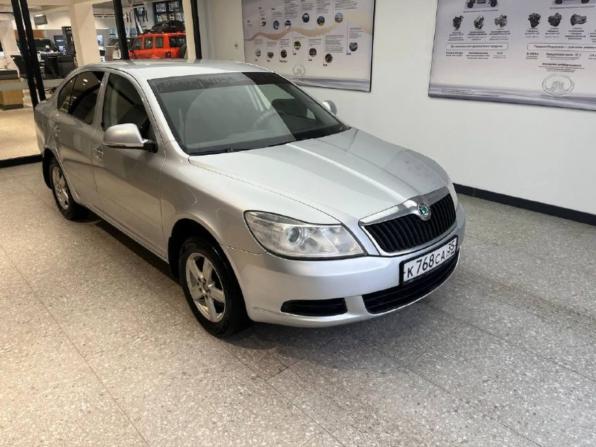 Skoda Octavia II (A5) Рестайлинг с пробегом 2013 года, цена 575 000 рублей, 293286 км, лифтбек, Автокод Объявления