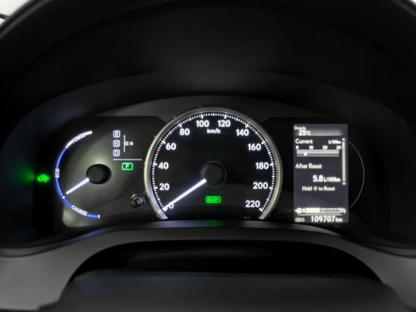 Lexus CT I Рестайлинг 2 с пробегом 2018 года, цена 2 120 000 рублей, 109707 км, хэтчбек, Автокод Объявления
