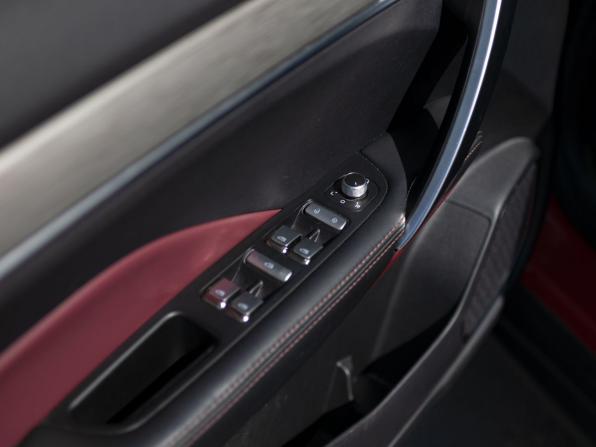 Geely Coolray I с пробегом 2023 года, цена 1 940 000 рублей, 31519 км, внедорожник, Автокод Объявления