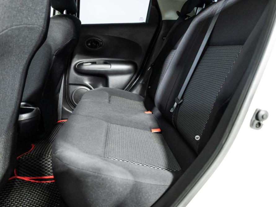 Nissan Juke I Рестайлинг Санкт-Петербург  - изображение 11