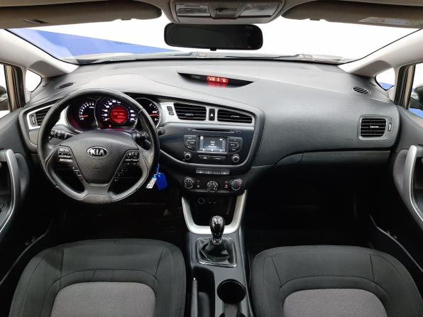 Kia Ceed II с пробегом 2014 года, цена 990 000 рублей, 151865 км, универсал, Автокод Объявления