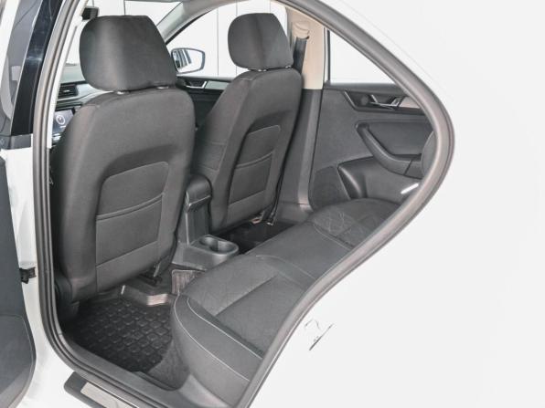 Skoda Rapid I Рестайлинг с пробегом 2019 года, цена 1 339 000 рублей, 168775 км, лифтбек, Автокод Объявления