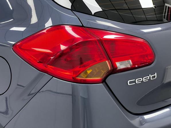 Kia Ceed II Рестайлинг с пробегом 2017 года, цена 1 399 000 рублей, 113333 км, хэтчбек, Автокод Объявления