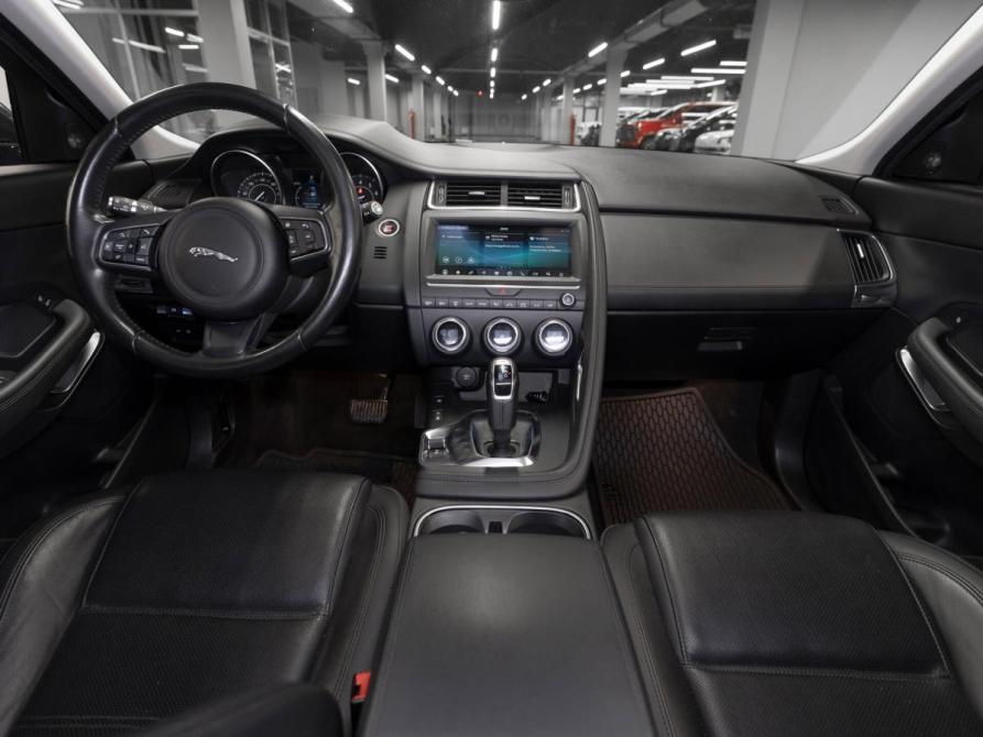 Jaguar E-Pace I Москва  - изображение 8