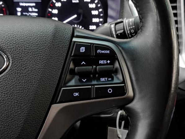 Hyundai Solaris II с пробегом 2019 года, цена 1 315 000 рублей, 130757 км, седан, Автокод Объявления