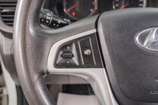 Hyundai Solaris I с пробегом 2011 года, цена 839 000 рублей, 112000 км, хэтчбек, Автокод Объявления