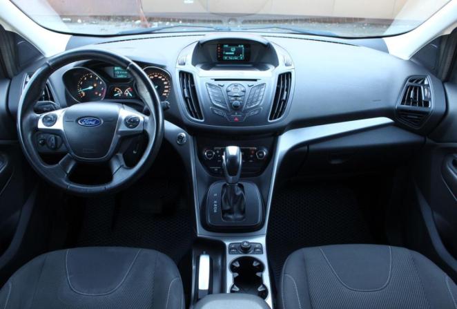 Ford Kuga II с пробегом 2014 года, цена 1 250 000 рублей, 126832 км, внедорожник, Автокод Объявления