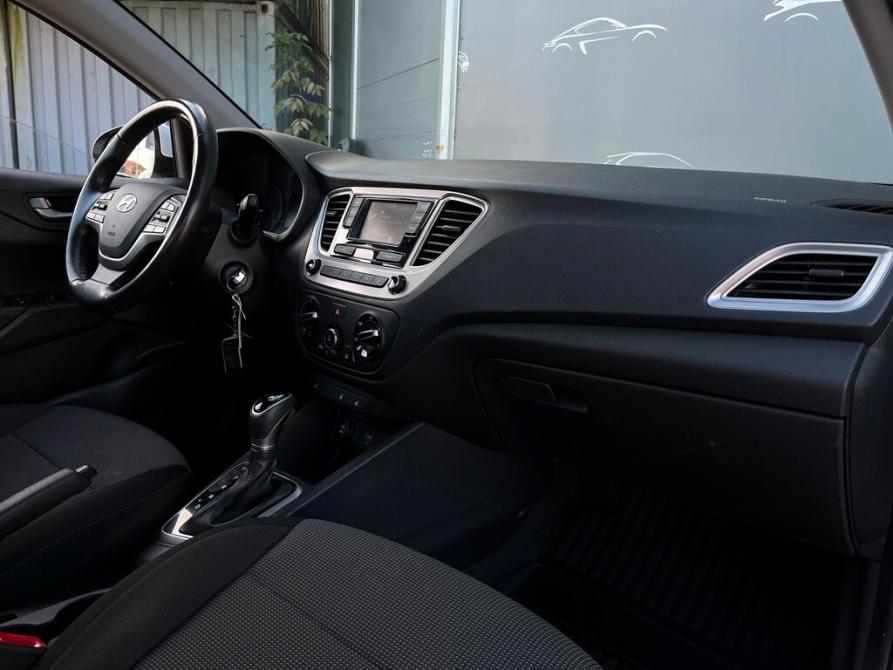 Hyundai Solaris II Санкт-Петербург  - изображение 7