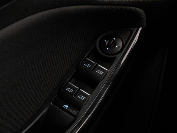 Ford Focus III Рестайлинг с пробегом 2016 года, цена 1 049 000 рублей, 190176 км, универсал, Автокод Объявления