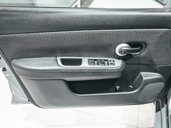 Nissan Tiida I с пробегом 2010 года, цена 738 702 рубля, 157131 км, хэтчбек, Автокод Объявления