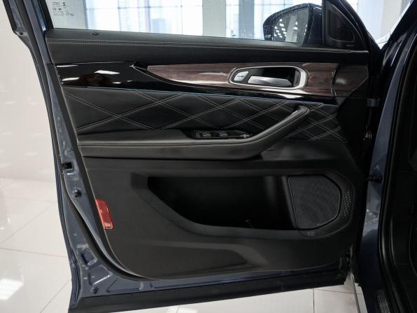 Exeed VX I с пробегом 2022 года, цена 2 350 000 рублей, 70041 км, внедорожник, Автокод Объявления