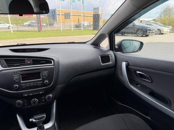 Kia Ceed II Рестайлинг с пробегом 2015 года, цена 965 000 рублей, 213723 км, универсал, Автокод Объявления