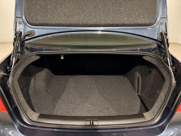 Volkswagen Jetta V с пробегом 2010 года, цена 525 000 рублей, 312272 км, седан, Автокод Объявления