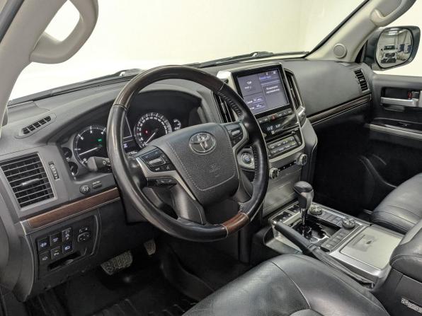 Toyota Land Cruiser 200 Series Рестайлинг 2 с пробегом 2020 года, цена 7 120 000 рублей, 117750 км, внедорожник, Автокод Объявления