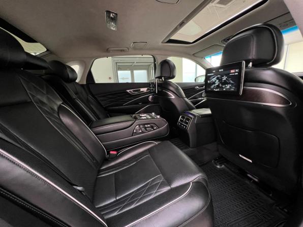 Kia K900 II с пробегом 2019 года, цена 3 750 000 рублей, 71015 км, седан, Автокод Объявления