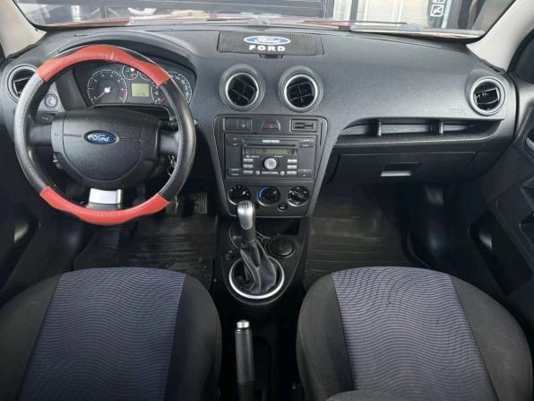 Ford Fusion I Рестайлинг с пробегом 2007 года, цена 457 000 рублей, 172105 км, хэтчбек, Автокод Объявления