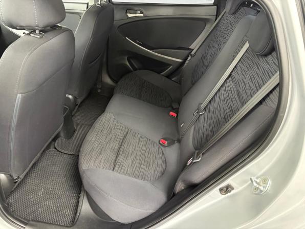 Hyundai Solaris I Рестайлинг с пробегом 2015 года, цена 938 000 рублей, 155293 км, седан, Автокод Объявления