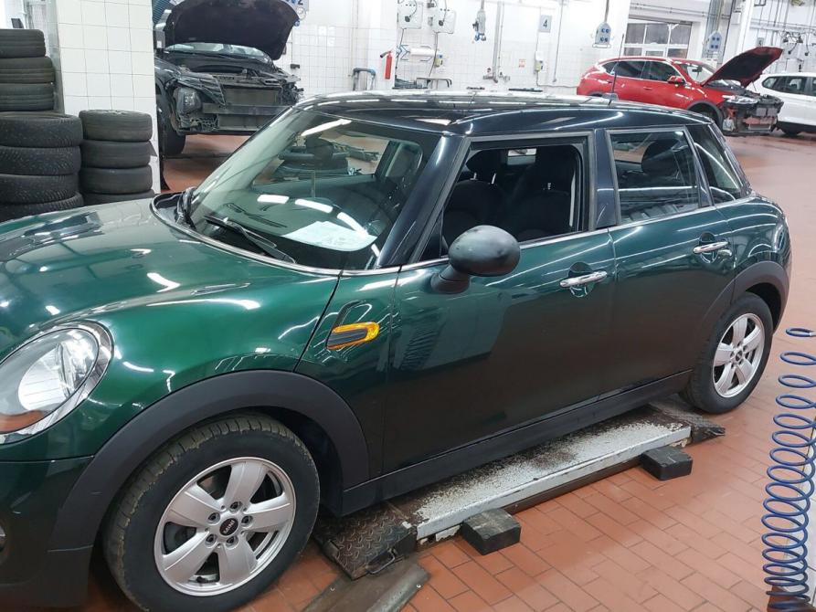 Mini Hatch III (F55/F56) Москва  - изображение 4