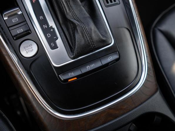 Audi Q5 I (8R) с пробегом 2012 года, цена 1 949 000 рублей, 97554 км, внедорожник, Автокод Объявления