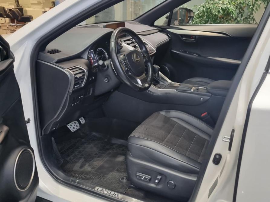 Lexus NX I Рестайлинг Екатеринбург  - изображение 12